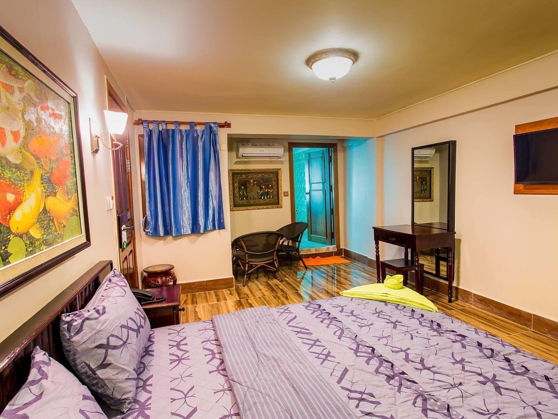 Domrai Boutique Hotel Sihanoukville Exterior foto