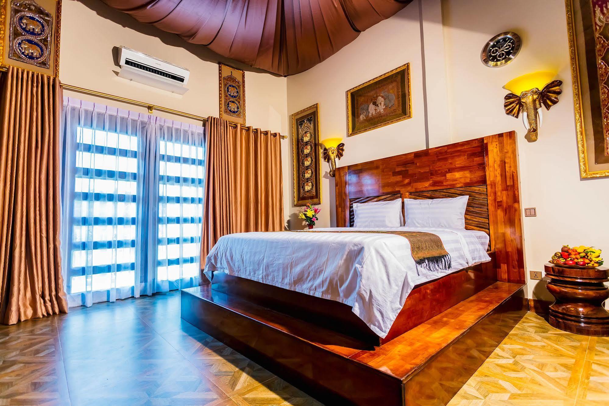 Domrai Boutique Hotel Sihanoukville Exterior foto