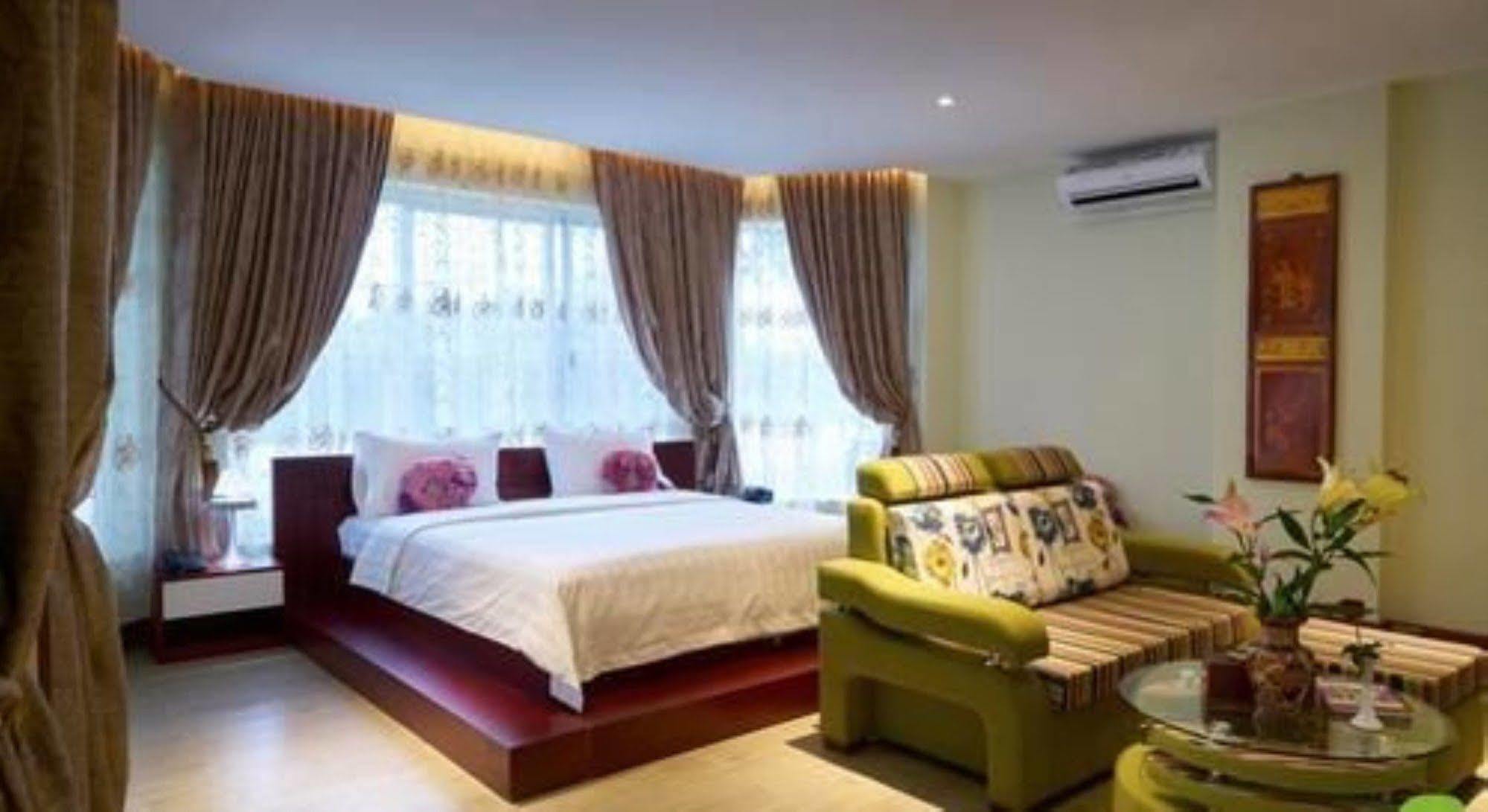 Domrai Boutique Hotel Sihanoukville Exterior foto