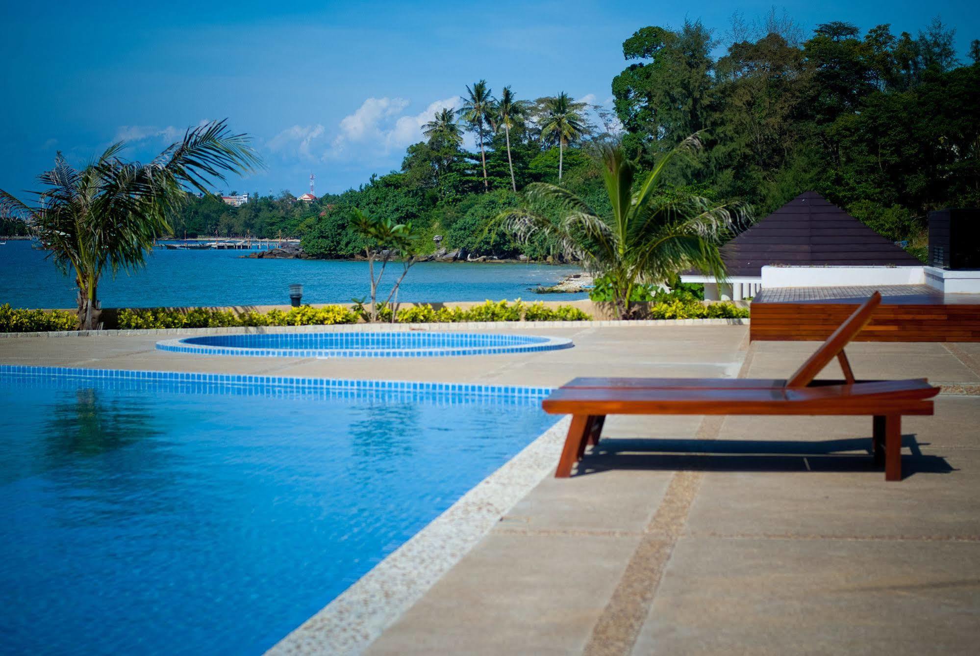 Domrai Boutique Hotel Sihanoukville Exterior foto