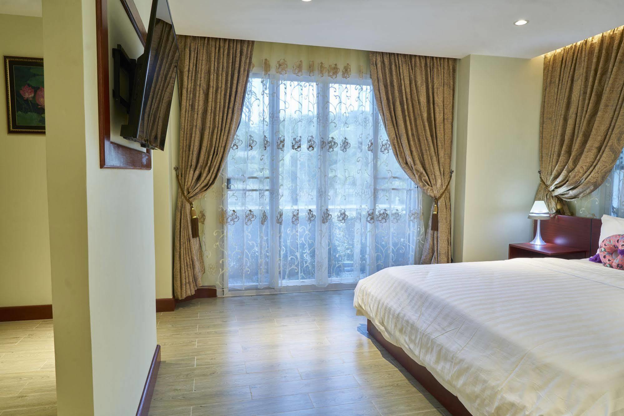 Domrai Boutique Hotel Sihanoukville Exterior foto